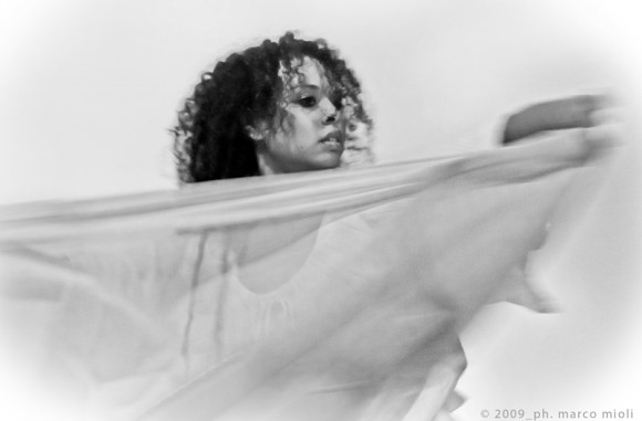 Ashai Lombardo Arop  :  danza